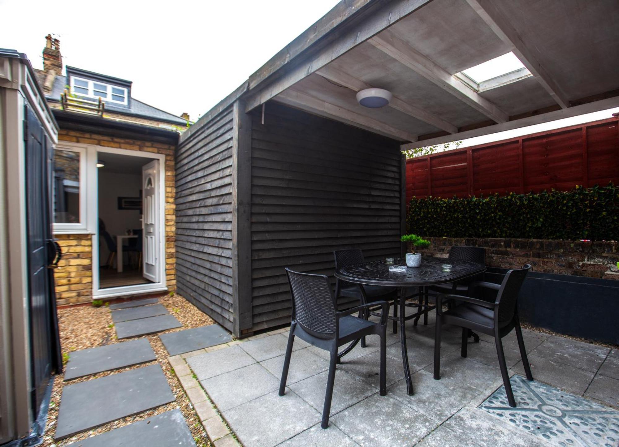 The Finsbury Guesthouse Londra Dış mekan fotoğraf